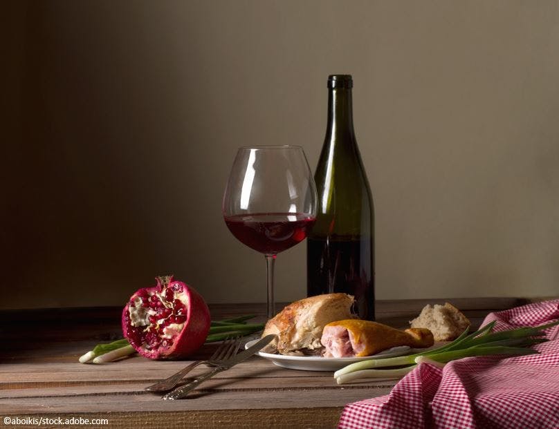 Moderate Wine Intake with Food May Help Decrease T2D Risk in Adults