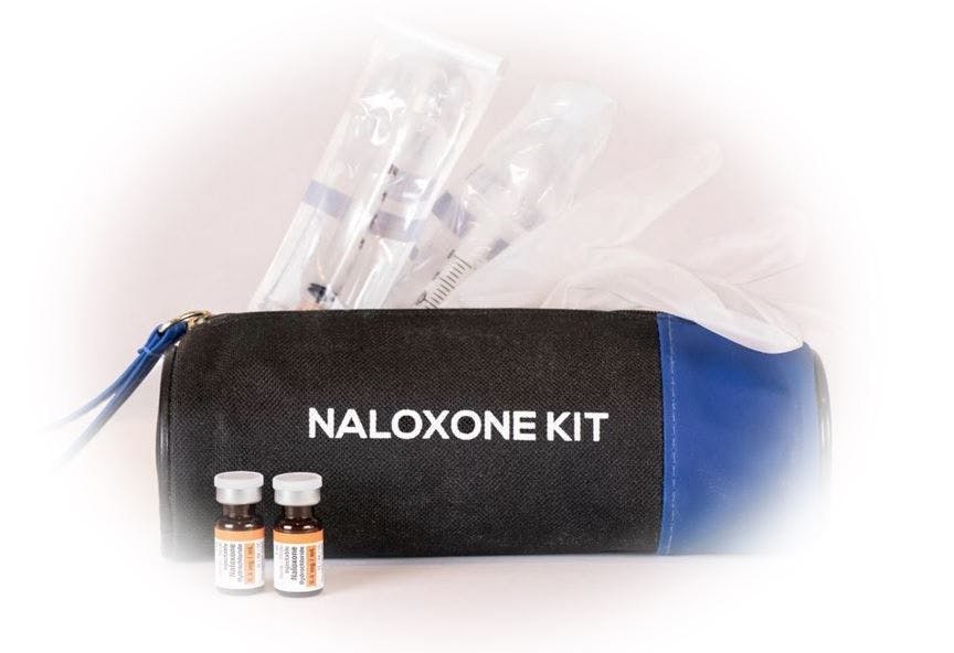 Naloxone kit, FDA drug safety communication, opioid labeling 
